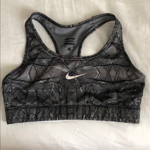 Nike Pro Sports Bra